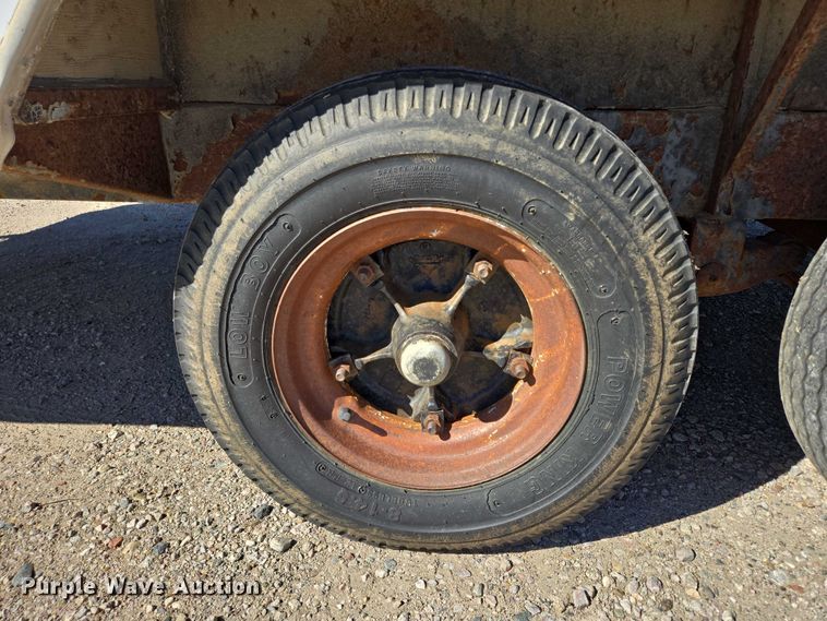 image for item DY1305 1984 Wells Cargo Express Wagon enclosed cargo trailer