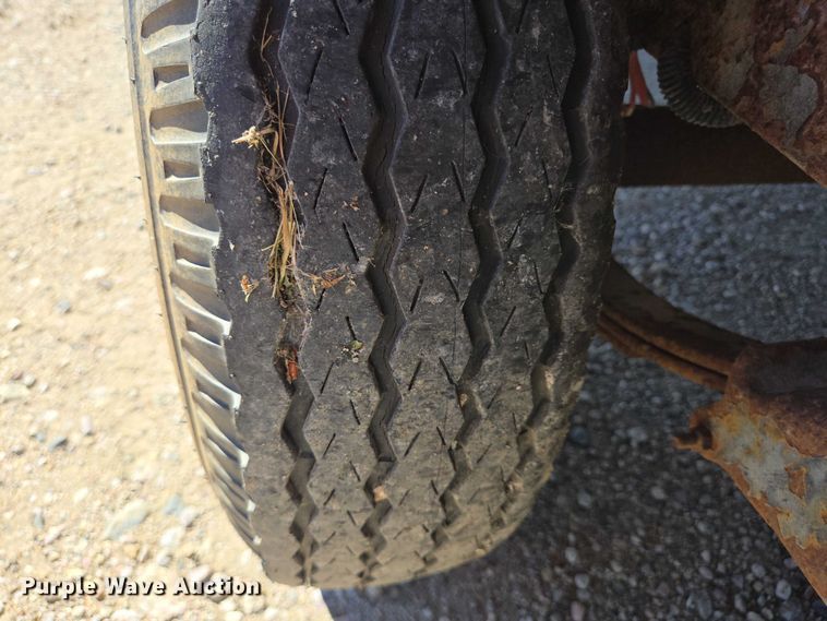 image for item DY1305 1984 Wells Cargo Express Wagon enclosed cargo trailer