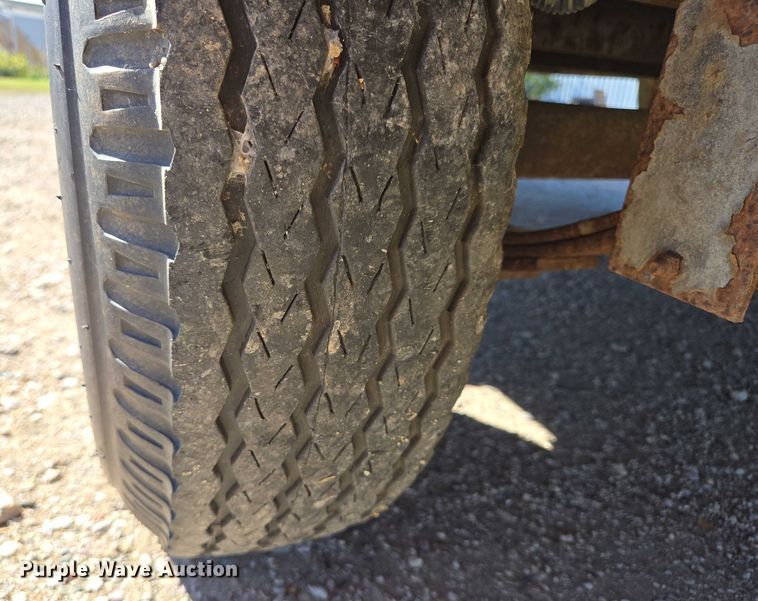 image for item DY1305 1984 Wells Cargo Express Wagon enclosed cargo trailer