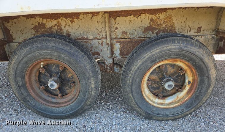 image for item DY1305 1984 Wells Cargo Express Wagon enclosed cargo trailer