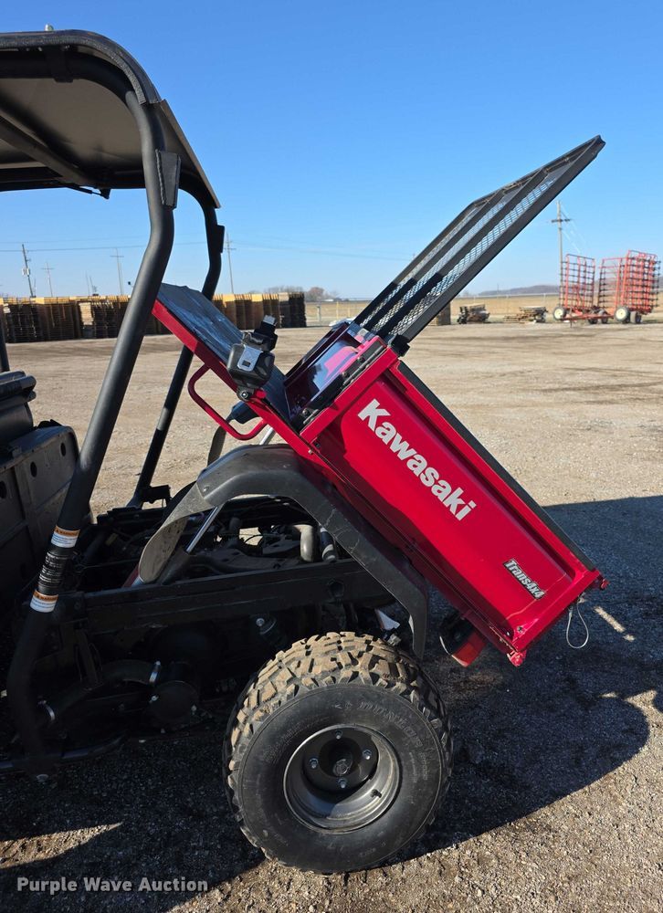 image for item DZ3718 2007 Kawasaki Mule 3010 utility vehicle