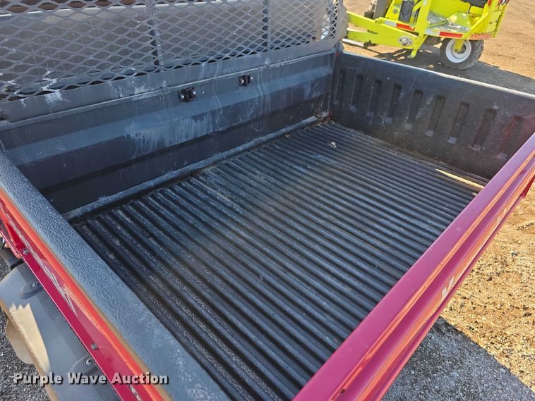 image for item DZ3718 2007 Kawasaki Mule 3010 utility vehicle