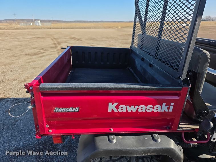 image for item DZ3718 2007 Kawasaki Mule 3010 utility vehicle