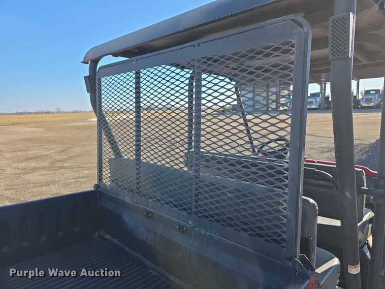 image for item DZ3718 2007 Kawasaki Mule 3010 utility vehicle