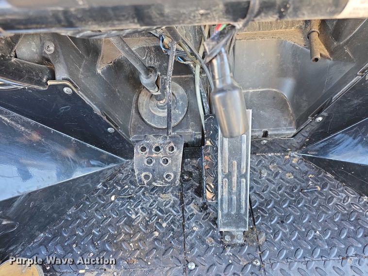 image for item DZ3718 2007 Kawasaki Mule 3010 utility vehicle