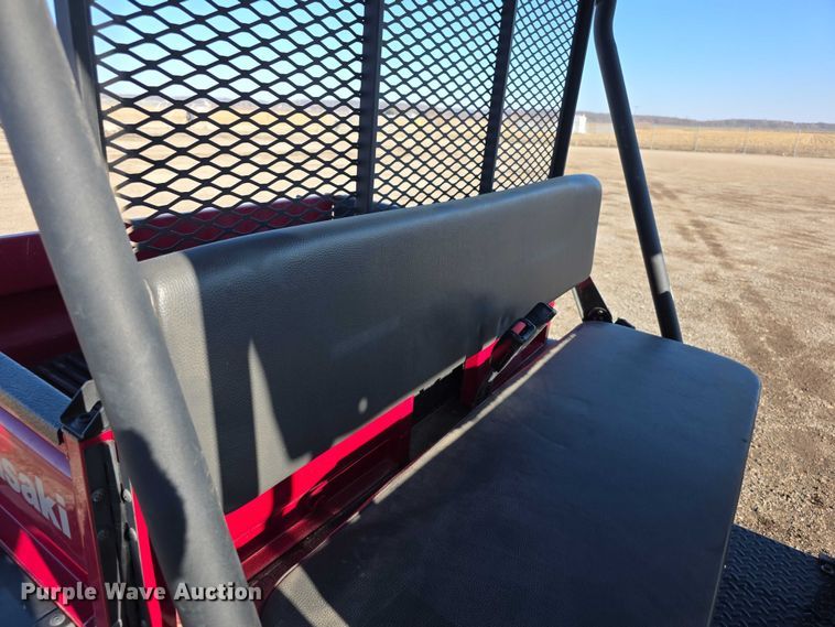 image for item DZ3718 2007 Kawasaki Mule 3010 utility vehicle