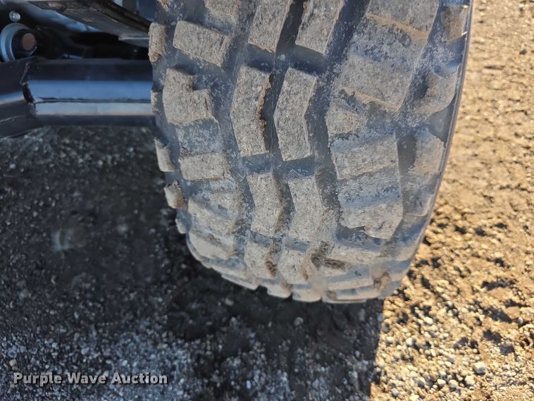 image for item DZ3718 2007 Kawasaki Mule 3010 utility vehicle