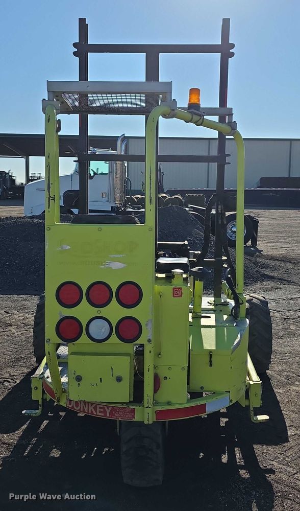 image for item DZ3719 Donkey 3K forklift forklift