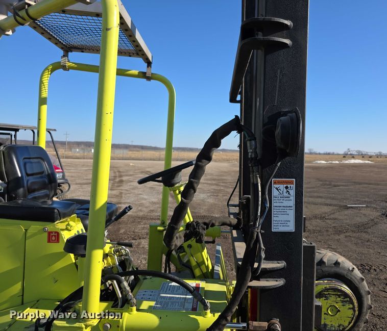 image for item DZ3719 Donkey 3K forklift forklift