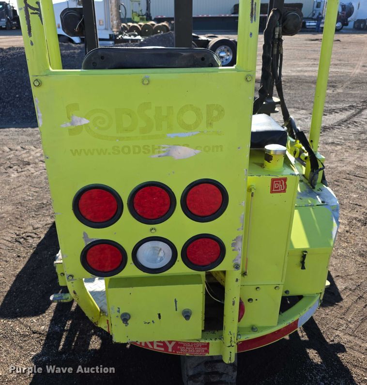 image for item DZ3719 Donkey 3K forklift forklift