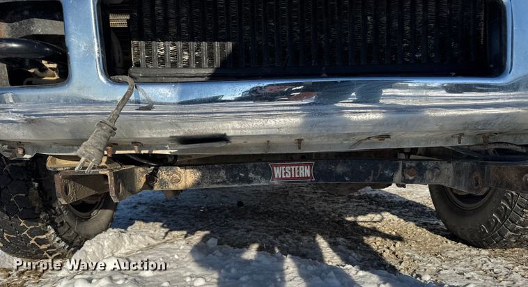 image for item EA2187 2009 Ford F250 Super Duty XL utility bed pickup truck