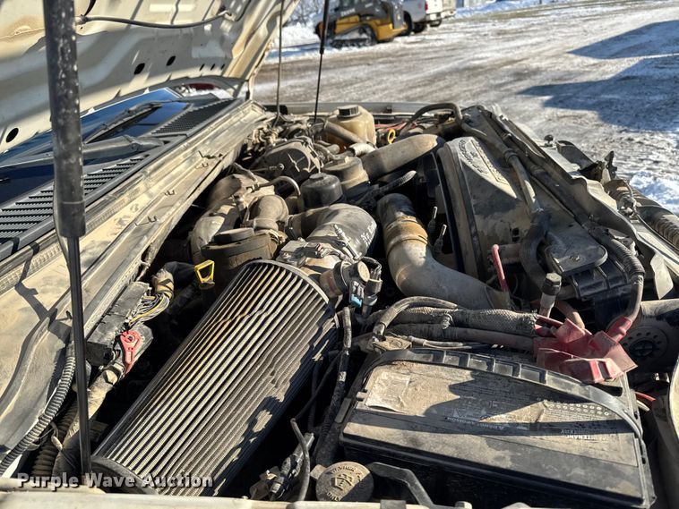 image for item EA2187 2009 Ford F250 Super Duty XL utility bed pickup truck