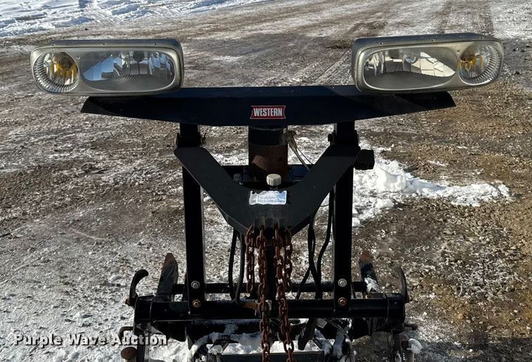 image for item EA2187 2009 Ford F250 Super Duty XL utility bed pickup truck