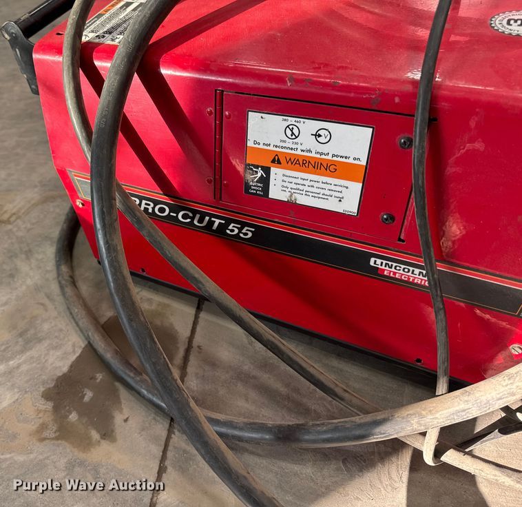 image for item EA2189 Lincoln Electric  Power Mig 225 welder