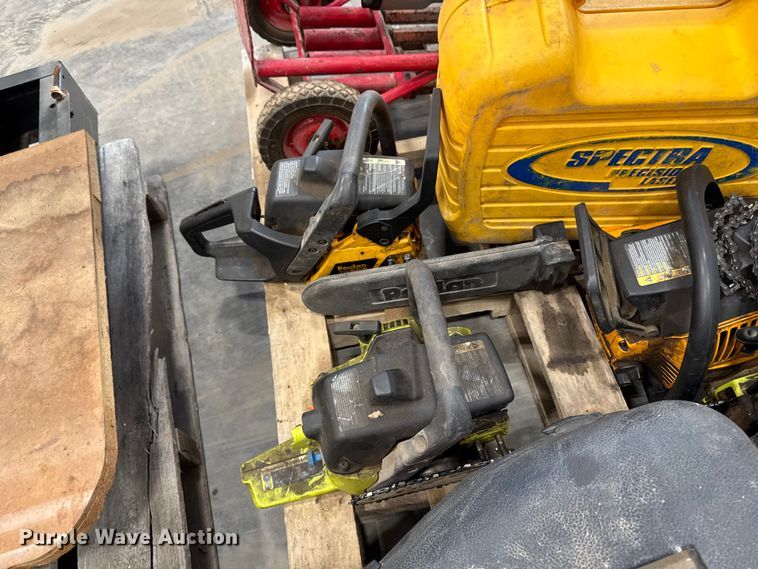 image for item EA2190 Assorted tools