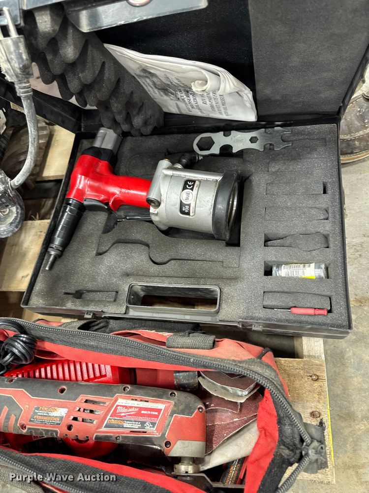 image for item EA2191 Tools