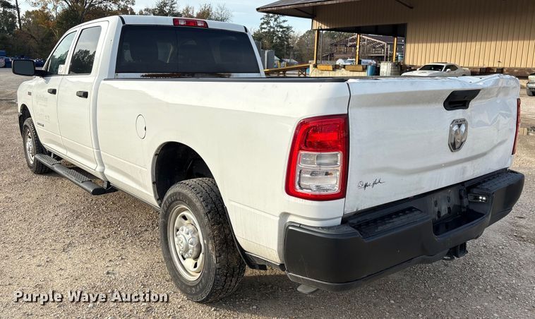 image for item EA7146 2020 RAM 2500 Crew Cab pickup truck