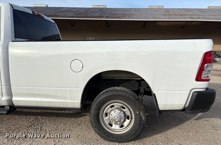 image for item EA7146 2020 RAM 2500 Crew Cab pickup truck