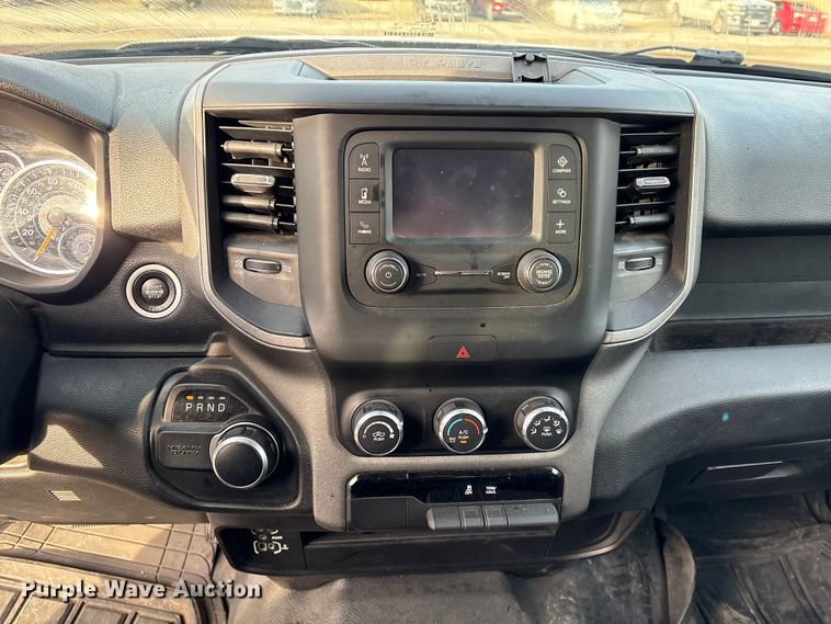 image for item EA7146 2020 RAM 2500 Crew Cab pickup truck