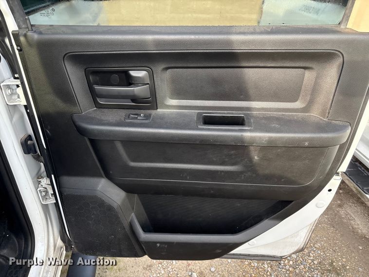 image for item EA7146 2020 RAM 2500 Crew Cab pickup truck