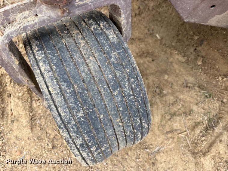 image for item EA7876 Grasshopper 618 ZTR lawn mower