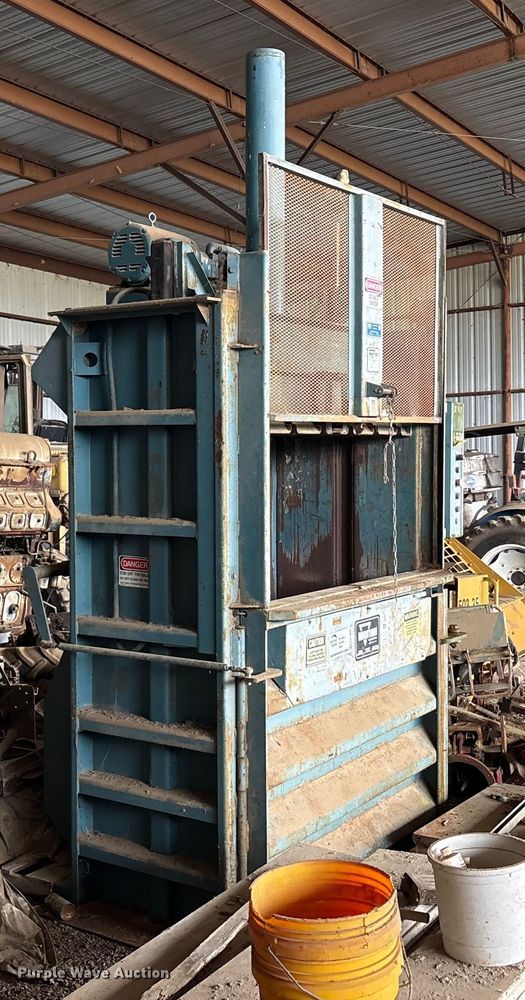 image for item EA7882 Marathon 6030-HD Cardboard compactor