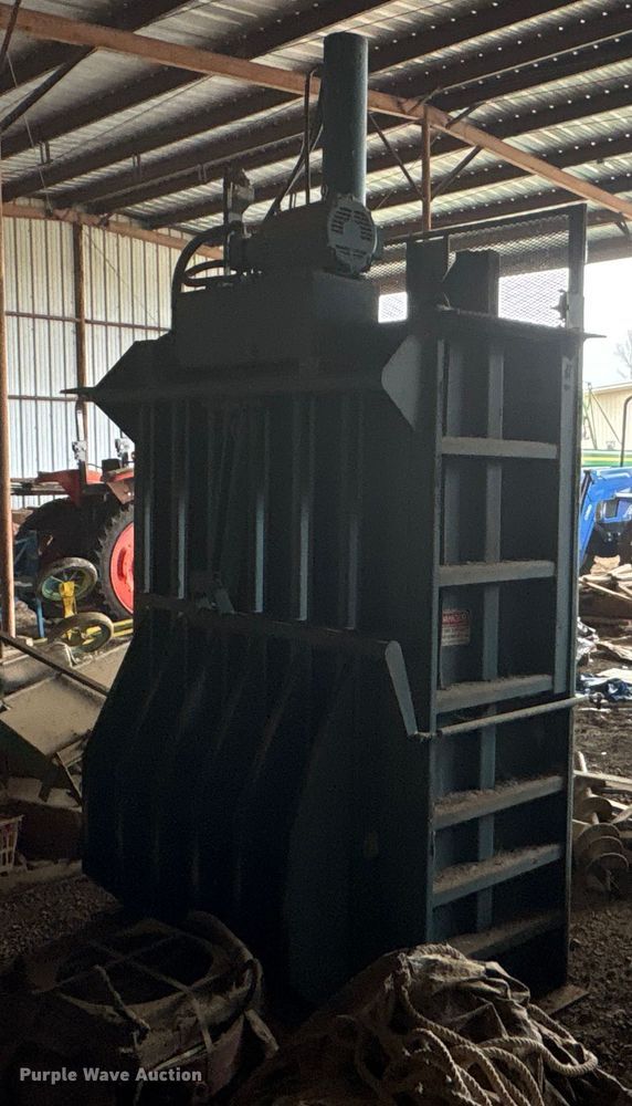 image for item EA7882 Marathon 6030-HD Cardboard compactor