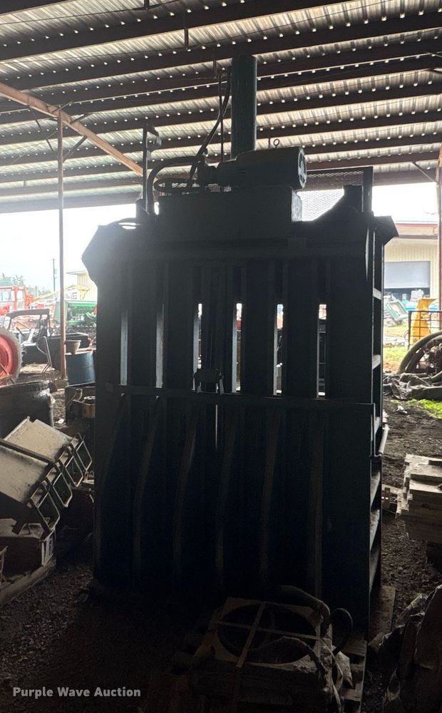 image for item EA7882 Marathon 6030-HD Cardboard compactor