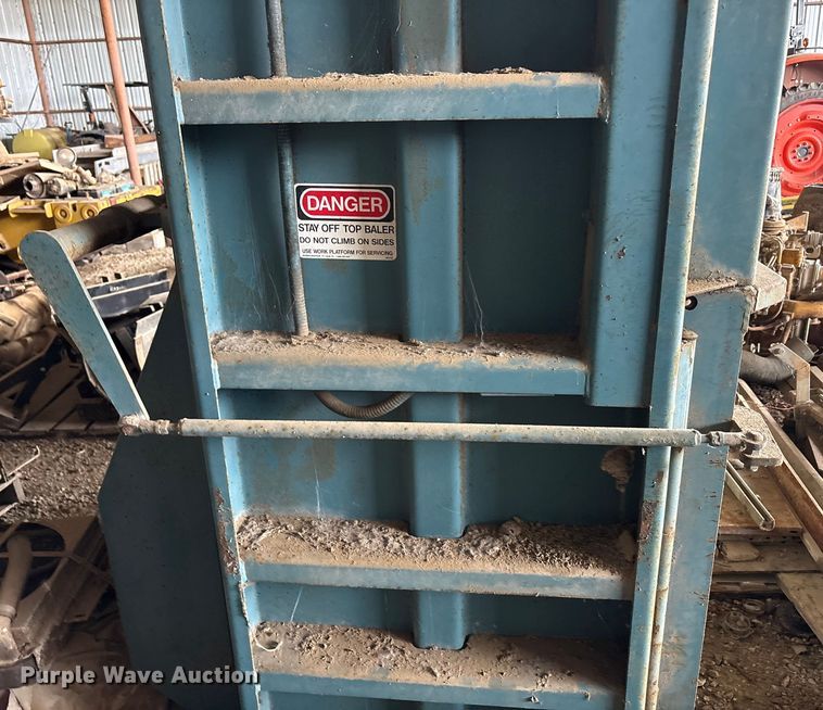 image for item EA7882 Marathon 6030-HD Cardboard compactor