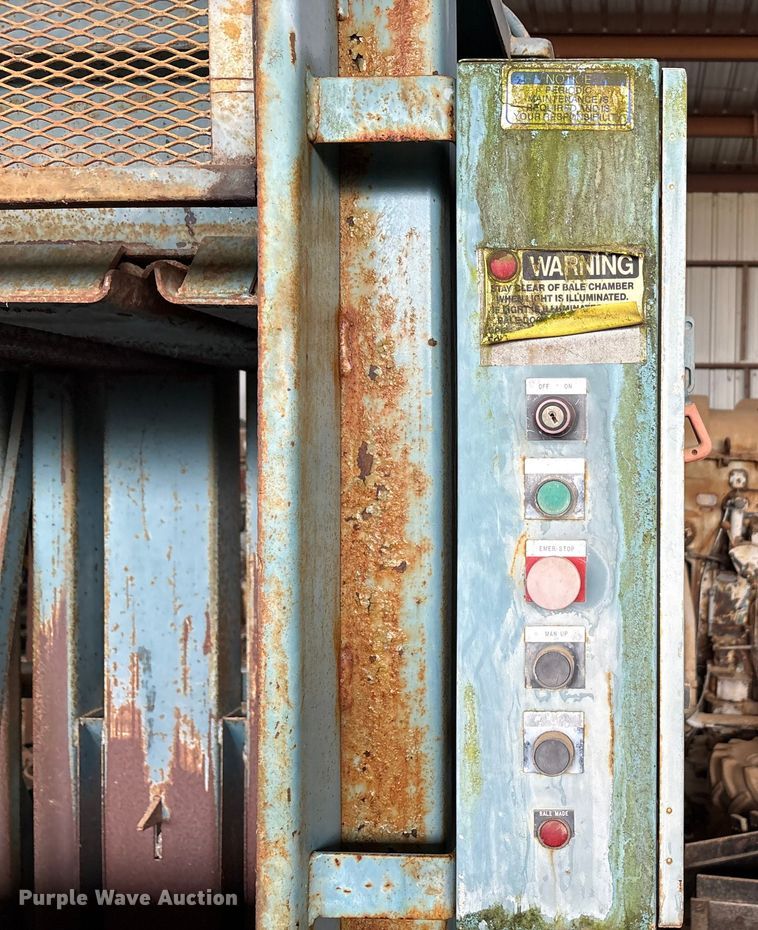 image for item EA7882 Marathon 6030-HD Cardboard compactor