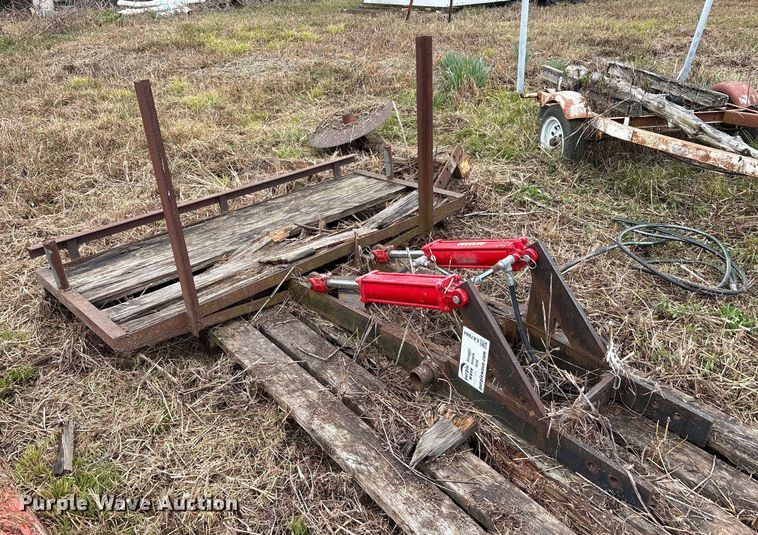 image for item EA7884 Shop Built tractor loader lift