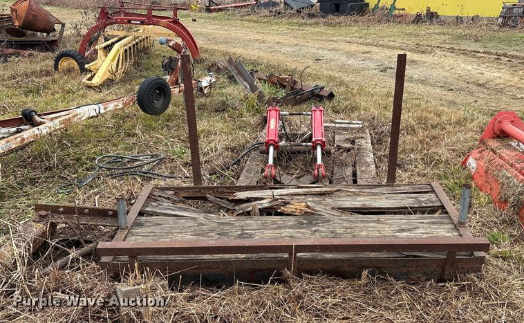 image for item EA7884 Shop Built tractor loader lift