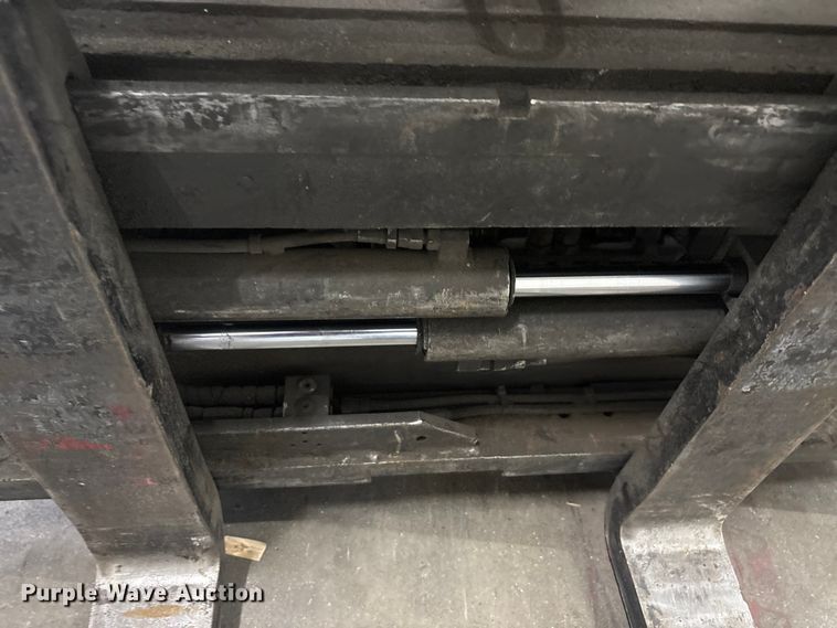 image for item EA7897 2018 UniCarriers PF50 forklift