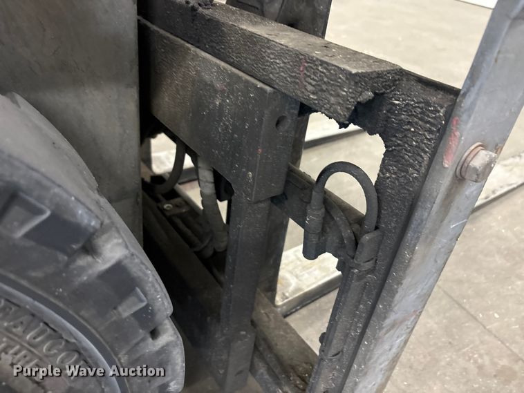 image for item EA7897 2018 UniCarriers PF50 forklift