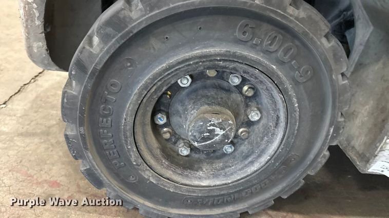 image for item EA7897 2018 UniCarriers PF50 forklift