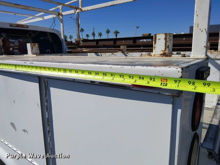 image for item EC1275 2016 Ford F250 Super Duty utility bed pickup truck