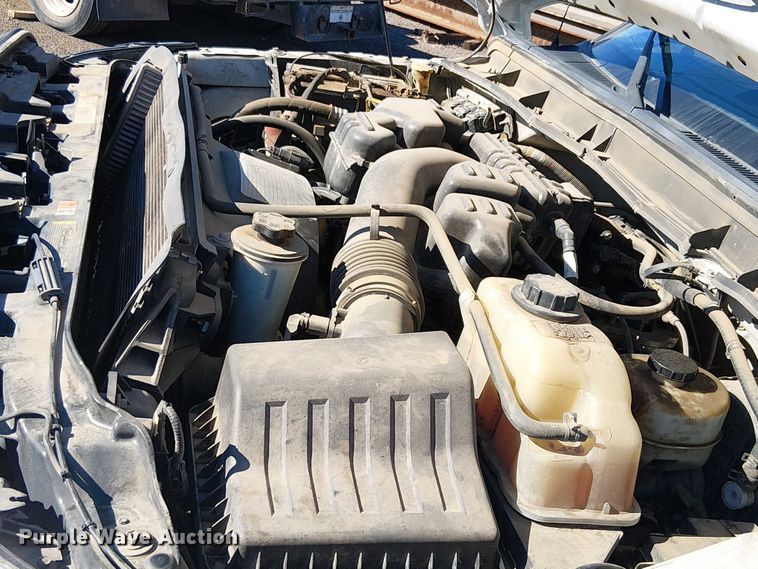 image for item EC1275 2016 Ford F250 Super Duty utility bed pickup truck