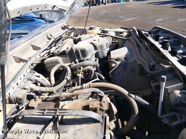 image for item EC1275 2016 Ford F250 Super Duty utility bed pickup truck