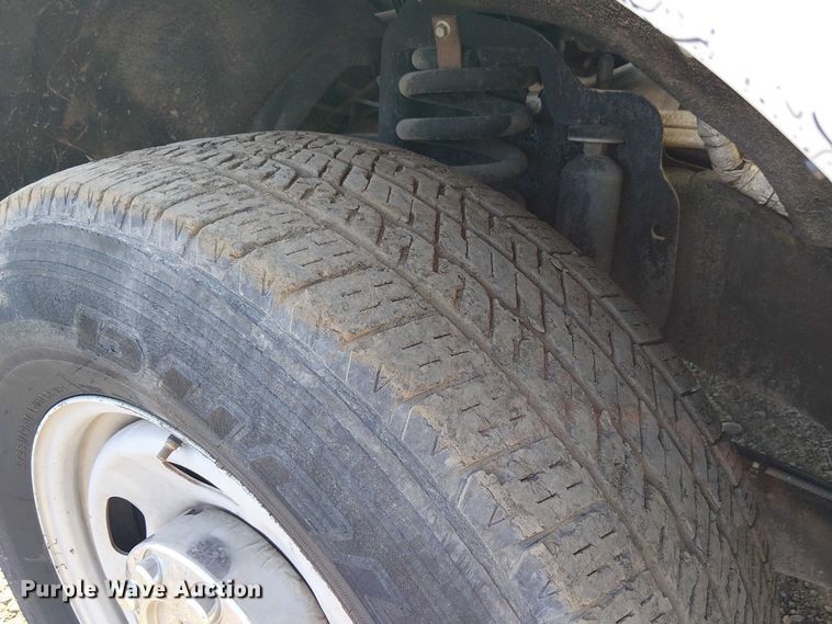 image for item EC1275 2016 Ford F250 Super Duty utility bed pickup truck