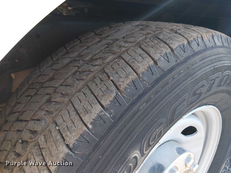 image for item EC1275 2016 Ford F250 Super Duty utility bed pickup truck