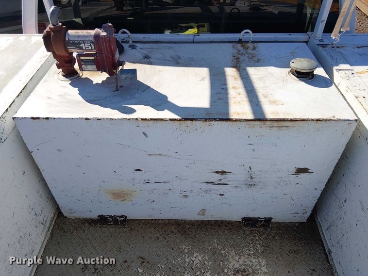 image for item EC1275 2016 Ford F250 Super Duty utility bed pickup truck