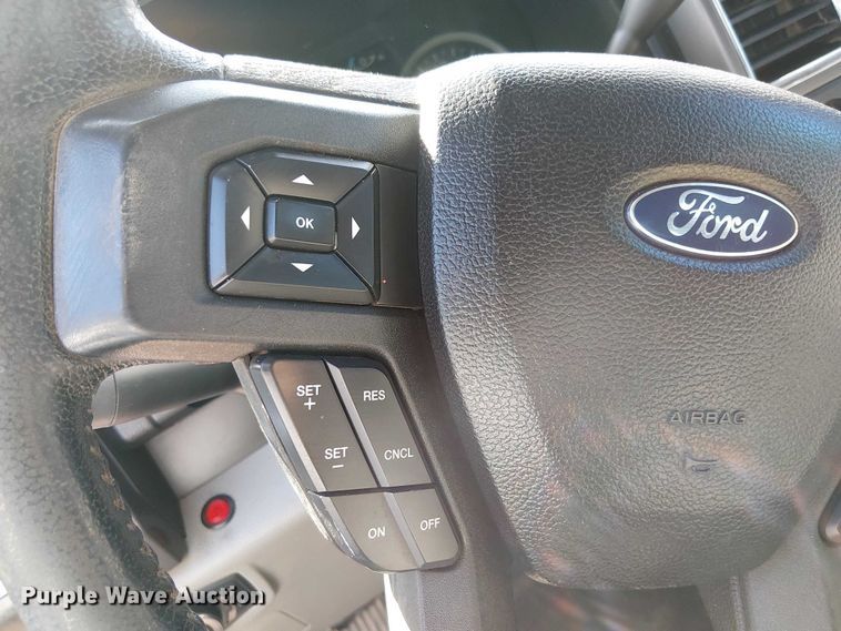 image for item EC1279 2015 Ford F150 SuperCrew pickup truck