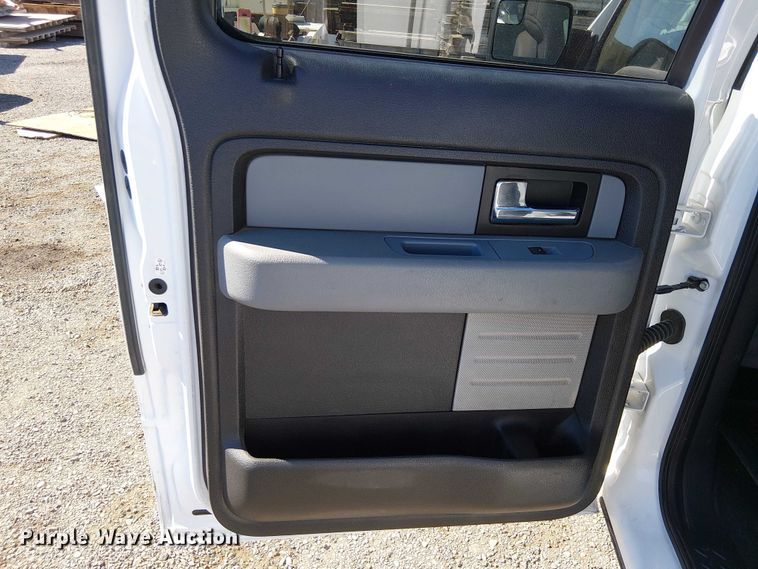 image for item EC1282 2014 Ford F150 SuperCrew pickup truck