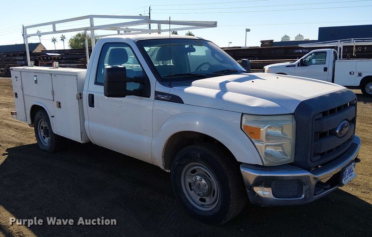 image for item EC1287 2015 Ford F250 Super Duty utility bed pickup truck