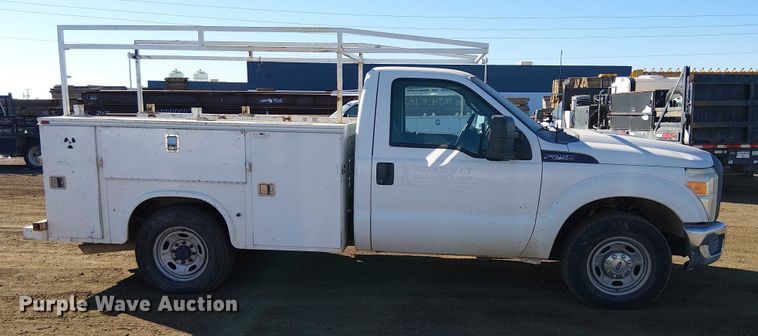 image for item EC1287 2015 Ford F250 Super Duty utility bed pickup truck