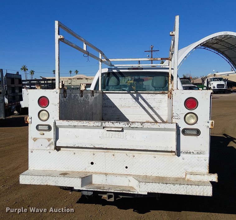 image for item EC1287 2015 Ford F250 Super Duty utility bed pickup truck