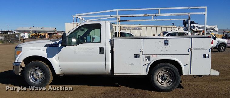 image for item EC1287 2015 Ford F250 Super Duty utility bed pickup truck