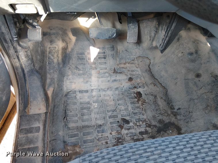 image for item EC1287 2015 Ford F250 Super Duty utility bed pickup truck