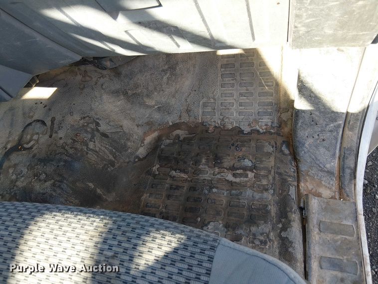 image for item EC1287 2015 Ford F250 Super Duty utility bed pickup truck