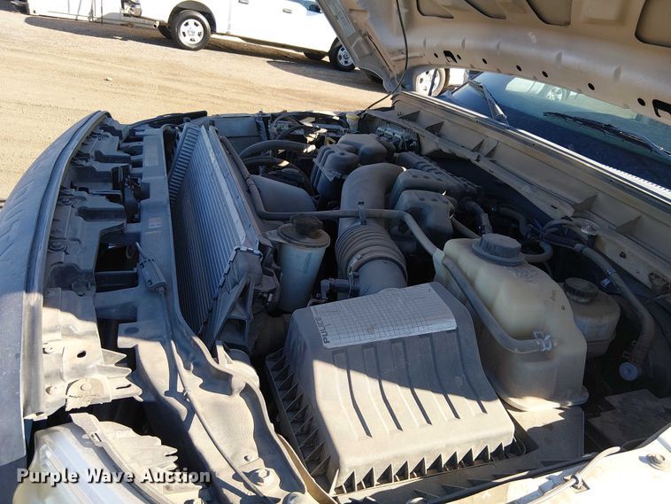 image for item EC1287 2015 Ford F250 Super Duty utility bed pickup truck